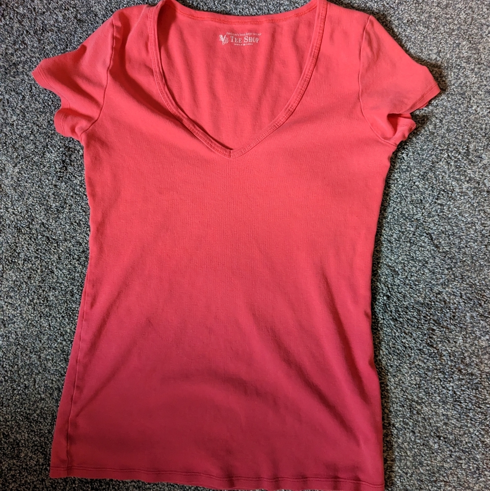 VS t-shirt